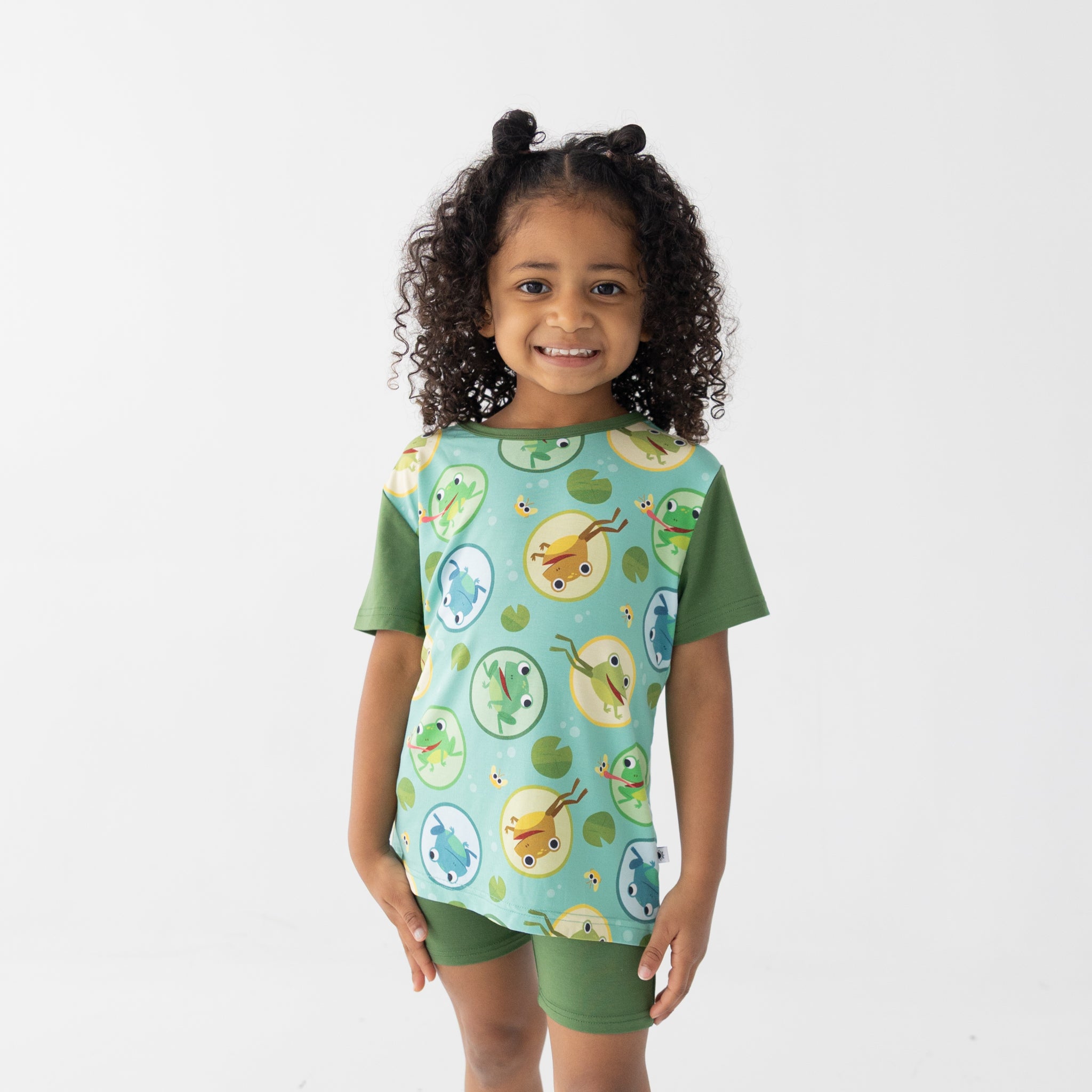 T-shirt and Biker Set - Super Simple™ 5 Little Speckled Frogs - Tencel™ Modal