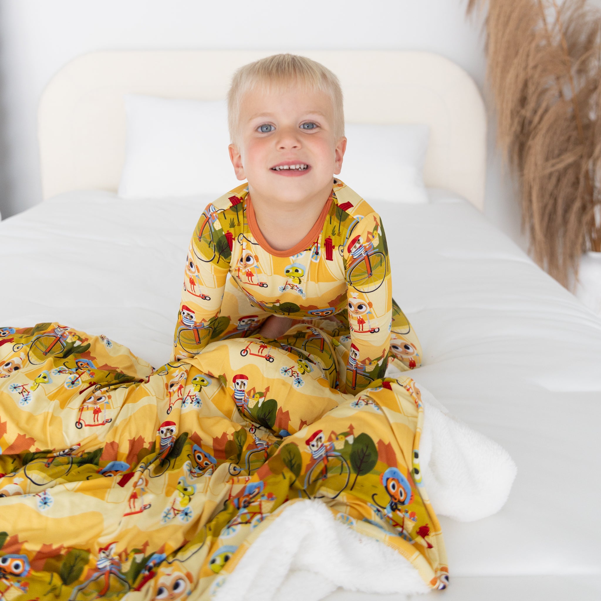 PRESALE - Couch Luxe Plushy - Super Simple™ Mr. Monkey - Tencel Modal