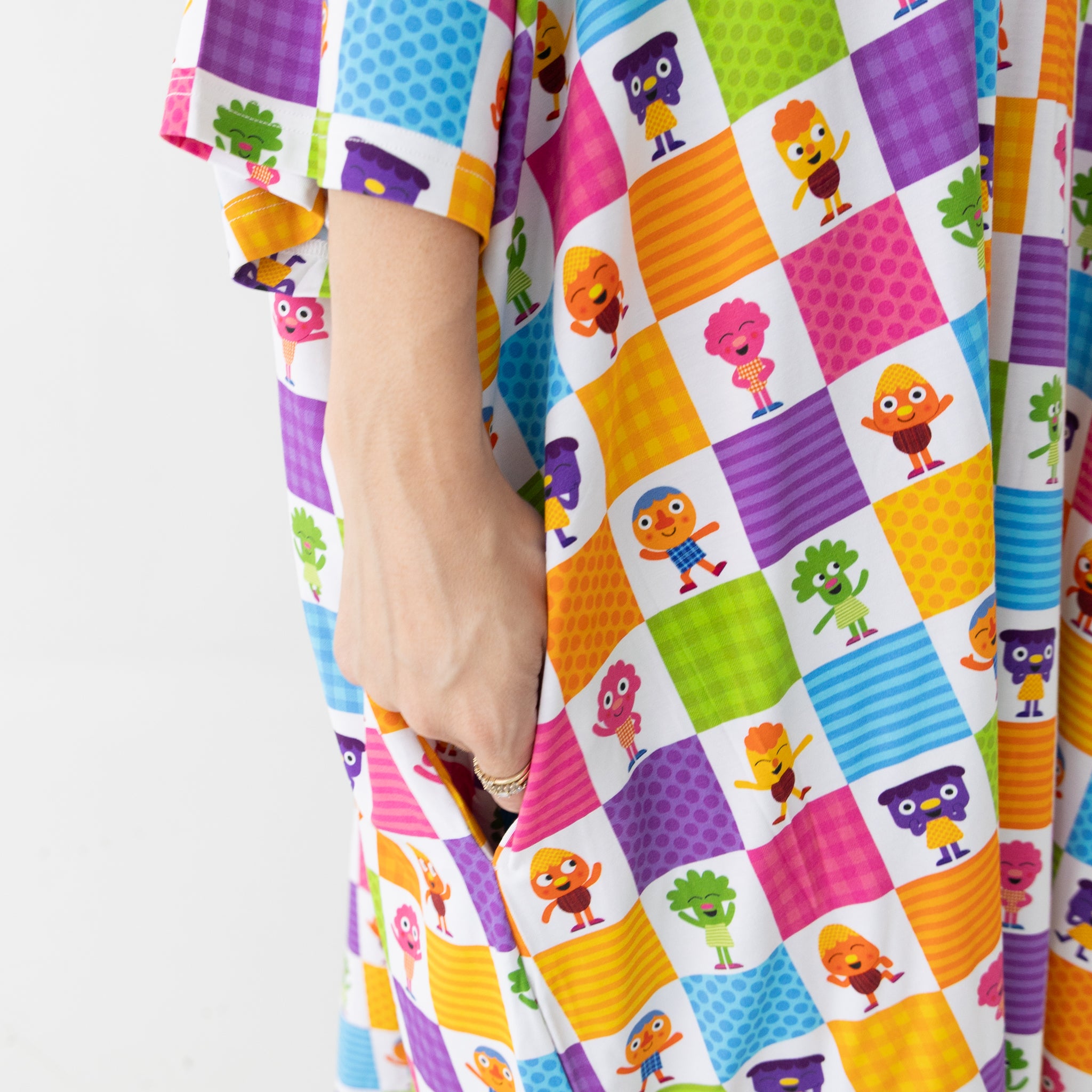 Adult Mega Sleep Tee - Super Simple™ Noodle & Pals - If You're Happy - Tencel Modal