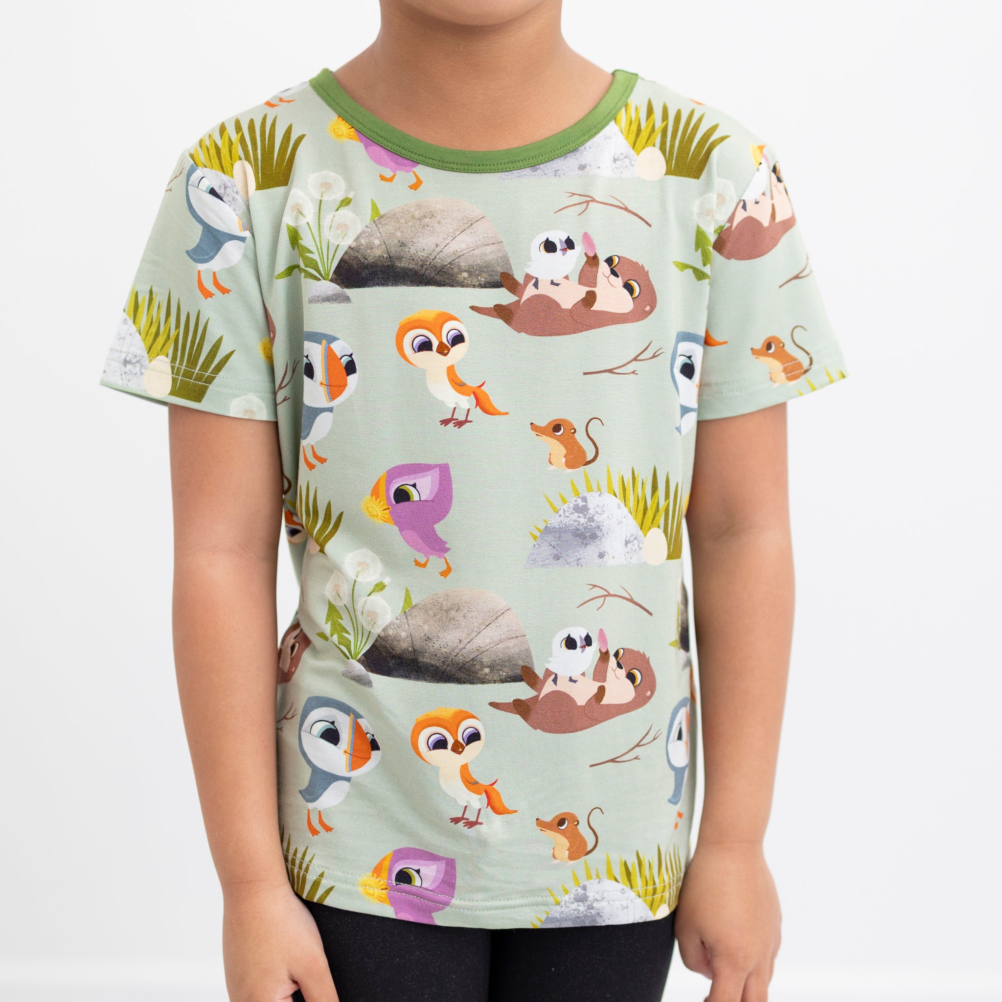 T-shirt with a Puffin Rock™ print featuring puffins, otters, and mice.