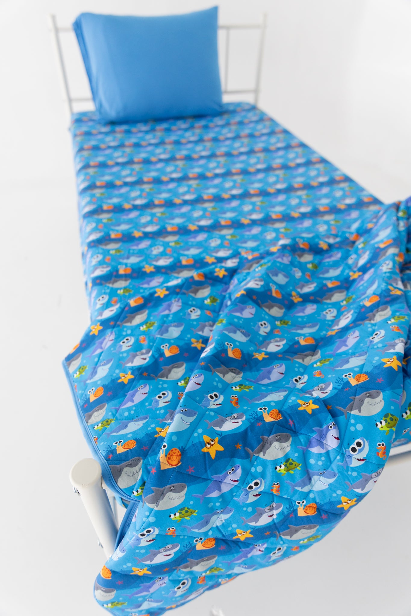 Couch Quilty - Super Simple™ Baby Shark - Tencel Modal