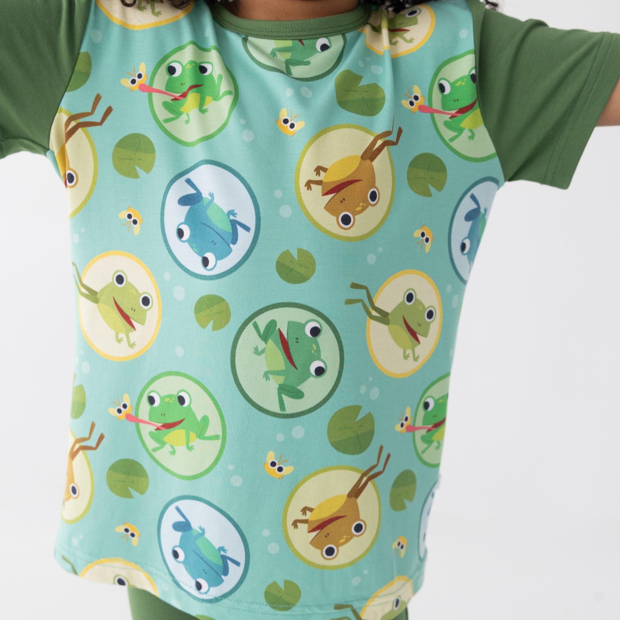 T-shirt and Biker Set - Super Simple™ 5 Little Speckled Frogs - Tencel™ Modal