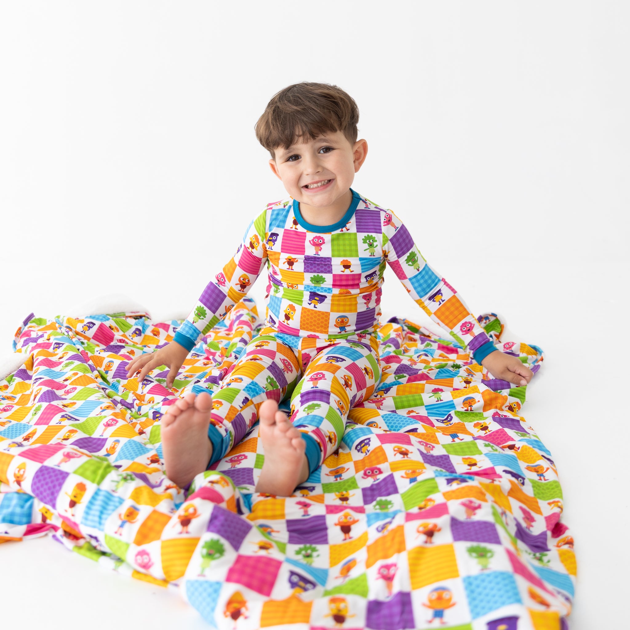 Couch Luxe Plushy Blanket -Super Simple™ Noodle & Pals - If You're Happy - Tencel Modal